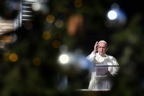 cardinal santos sex scandal|Pope removes two cardinals hit by sex scandals from group of .